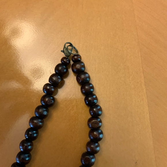 Hand painted beaded yellow and blue necklace. - Picture 4 of 4